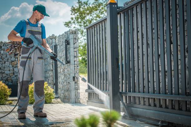 Best Vinyl Siding Pressure Washing in Clintonville, WI